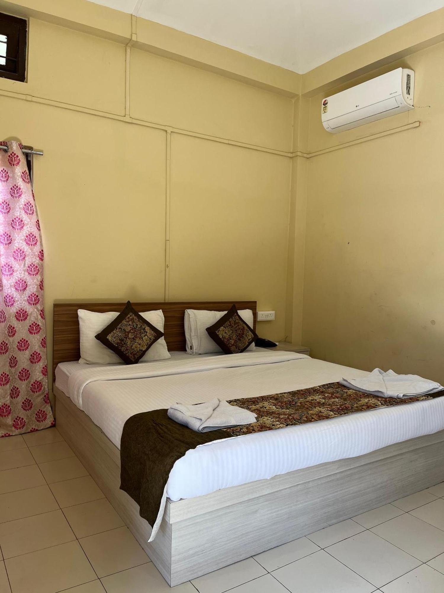 Jironi Resort Tezpur エクステリア 写真